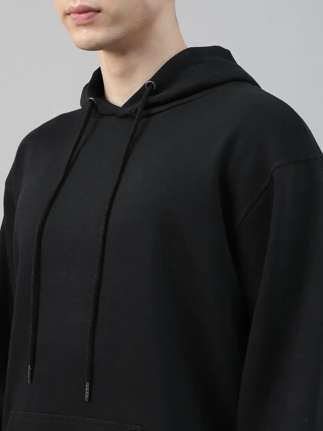 Black classic hoodie for men