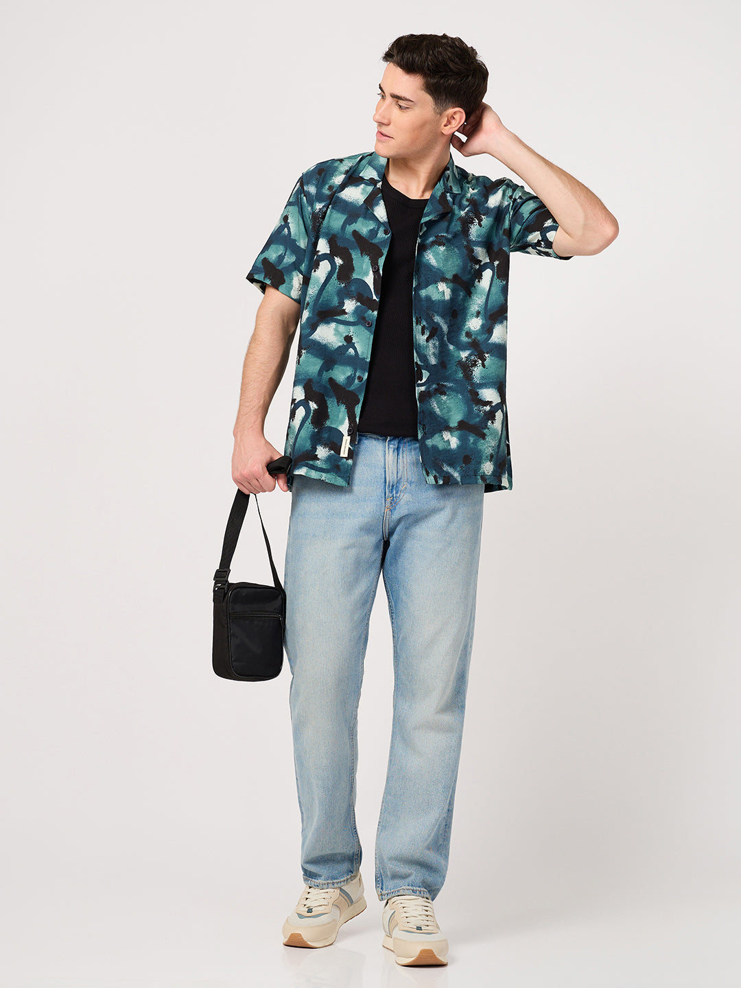 blue print half sleeve rayon resort shirt