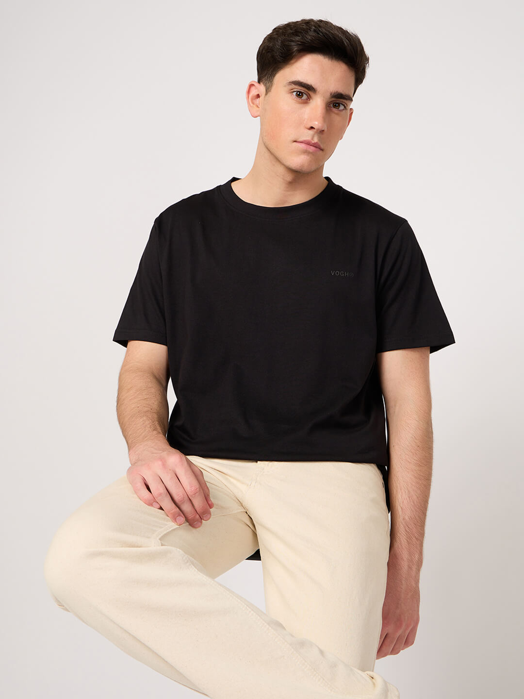 plain black t shirt for men by thrust.club