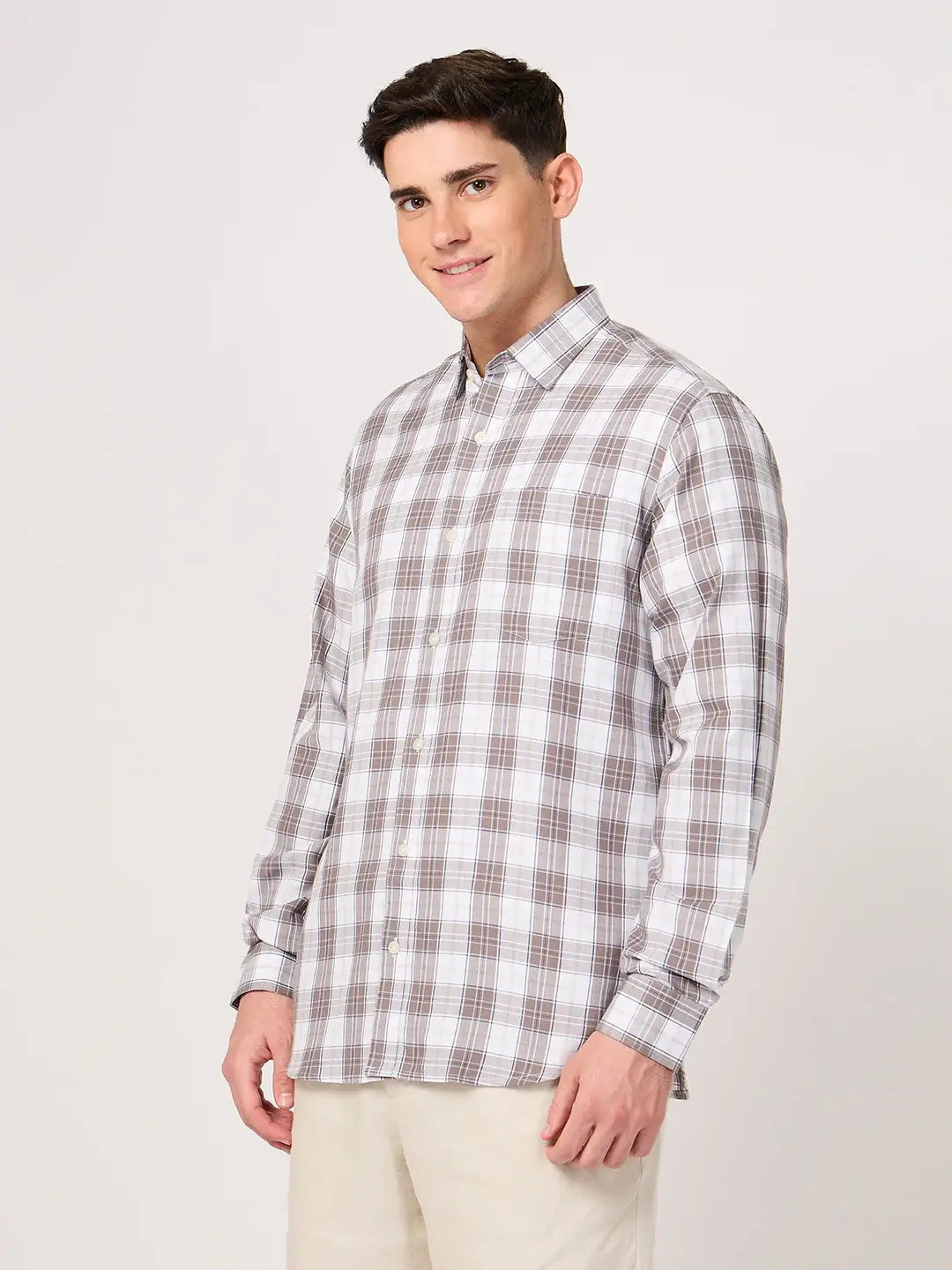 men's brown and white check shirt